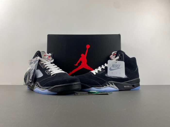 Air Jordan 5 “Black Metallic Reimagined” HF3975-001