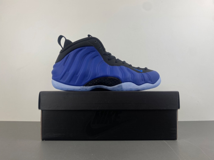 Nike Air Foamposite One “Deep Royal” HJ5195-400