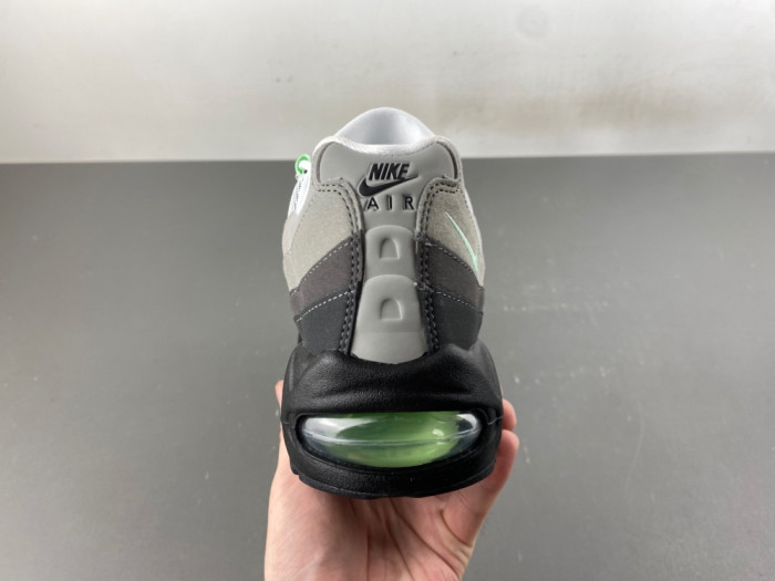 Nike Wmns Air Max 95 