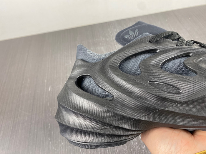 a*d*das adifom q black carbon hp6586