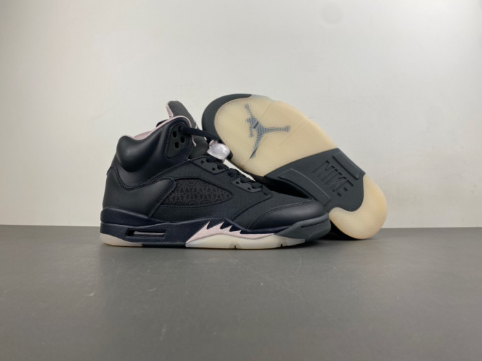 PSG x Air Jordan 5 “Off Noir” HQ3004-001