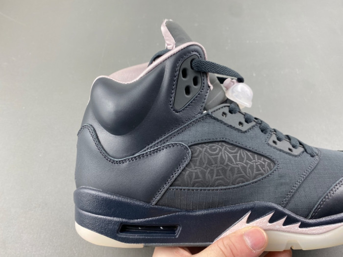 PSG x Air Jordan 5 “Off Noir” HQ3004-001