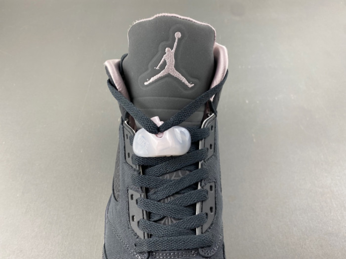PSG x Air Jordan 5 “Off Noir” HQ3004-001