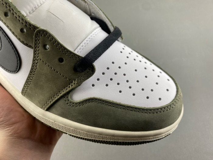 Air Jordan 1 Retro Low OG Medium Olive HQ6998-200