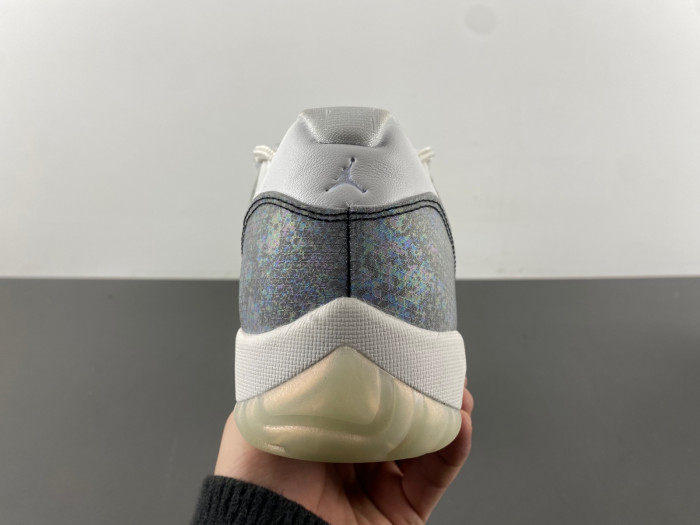 Air Jordan 11 Low CNY “Year of the Snake” HQ7000-001