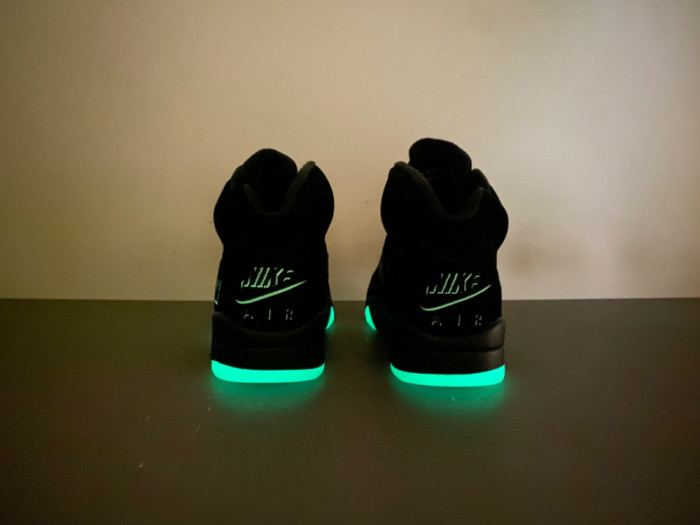 Air Jordan 5 “Halloween” HQ7978-001