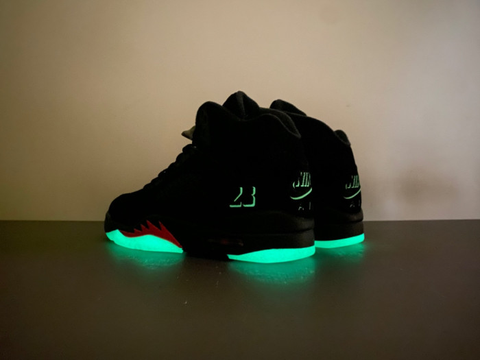 Air Jordan 5 “Halloween” HQ7978-001