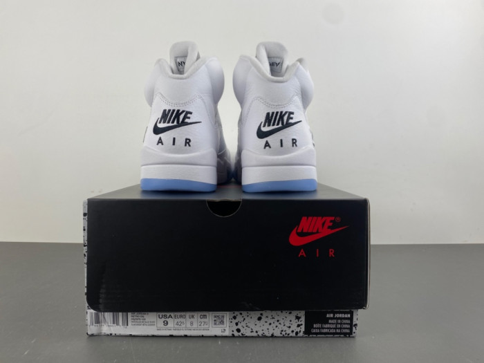 Air Jordan 5 OG “White Metallic” HQ7978-103