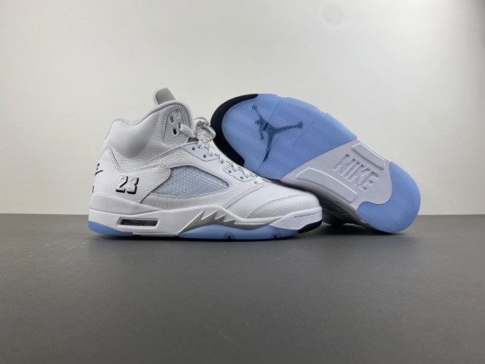 Air Jordan 5 OG “White Metallic” HQ7978-103