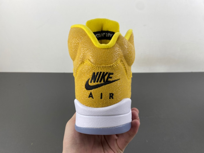 Air Jordan 5 Retro Yellow HQ7978-701