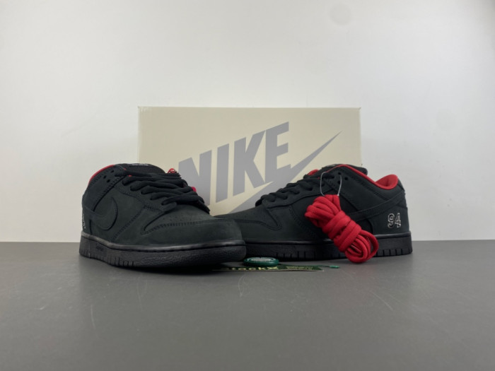 Nike SB Dunk Low Black HQ8487-001