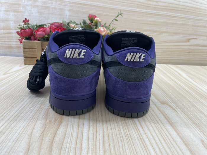 Nike SB Dunk Low “Ink” HQ8487-500