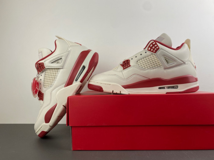 Air Jordan 4 Retro Valentine
