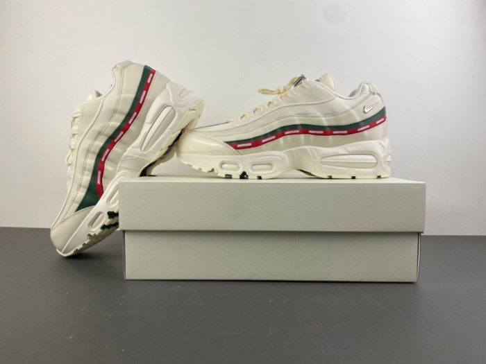 Nike Air Max 95 SP Undefeated Sail IB4453-100
