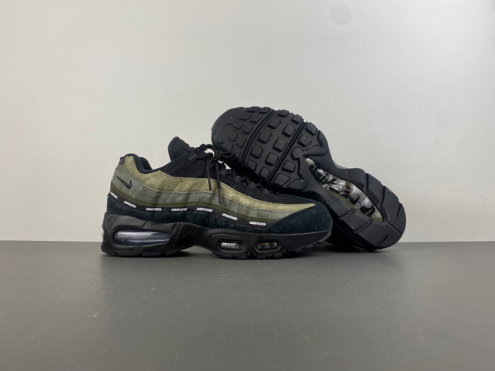 Nike Air Max 95 SP Undefeated Geo La Brea Medium Olive IB4523-200
