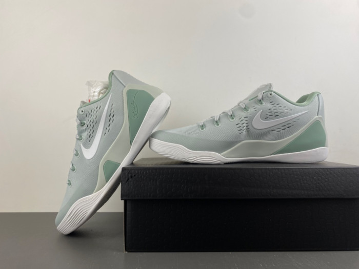 Nike Kobe 9 EM Low Protro Light Silver Steam IH1401-003