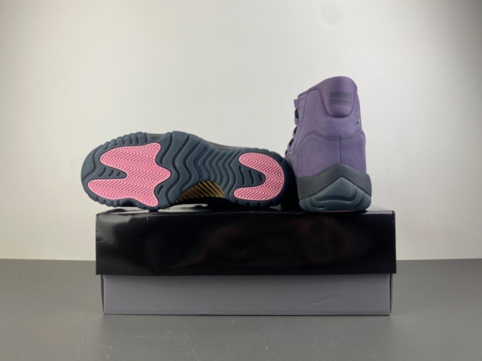 Air Jordan 11 “Mojave” IO8961-553