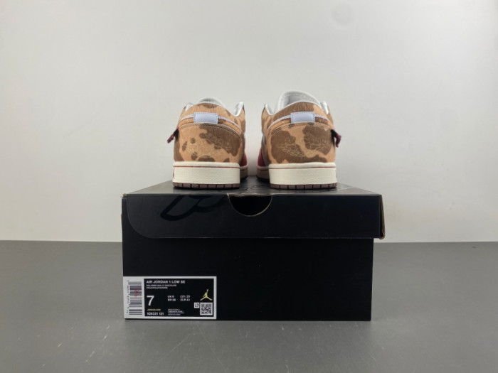 Air Jordan 1 Low SE Year of the Horse IQ5321-121