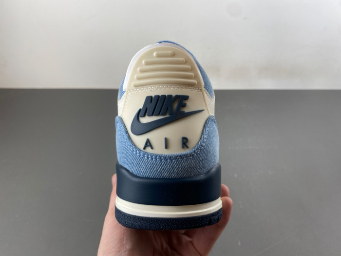 Air Jordan 3 Retro Levi’s All-Star IR0912-400