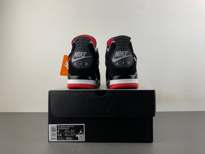 Air Jordan 4 “Bred”（2026）IX8180-001