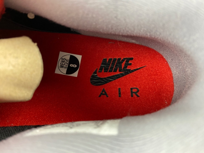 Air Jordan 4 “Bred”（2026）IX8180-001