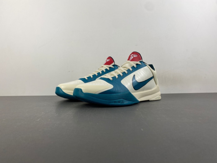 Caitlin Clark x Nike Kobe 5 Protro “Scrabble” IZ1852-100