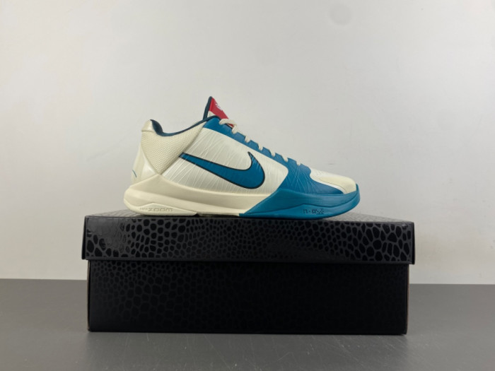 Caitlin Clark x Nike Kobe 5 Protro “Scrabble” IZ1852-100