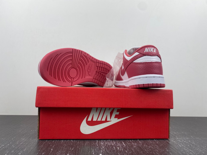 kids dunk shoes