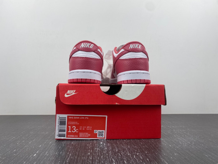 kids dunk shoes