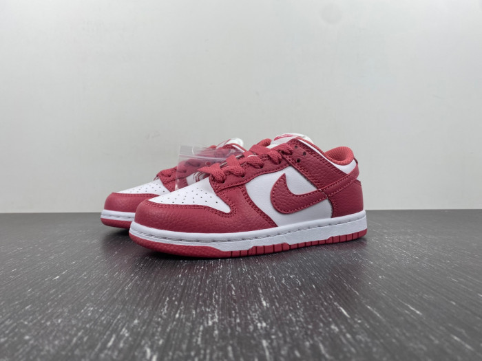 kids dunk shoes