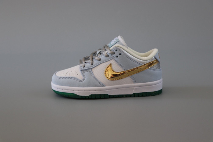 kids dunk shoes