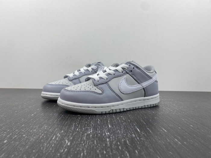 kids dunk shoes