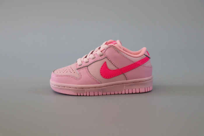 kids dunk shoes