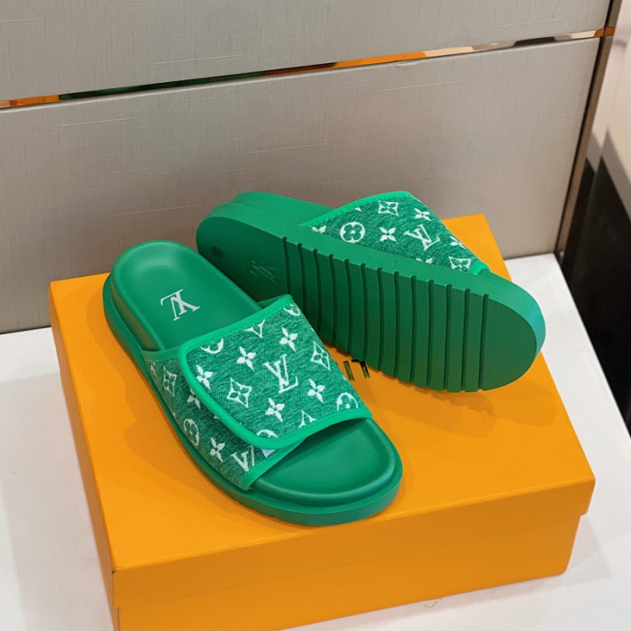 l1vv sandals
