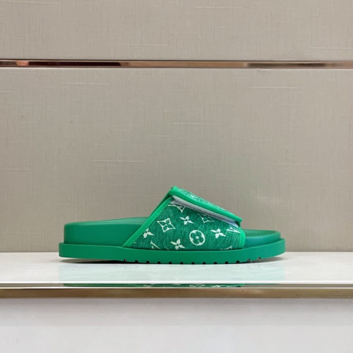 l1vv sandals