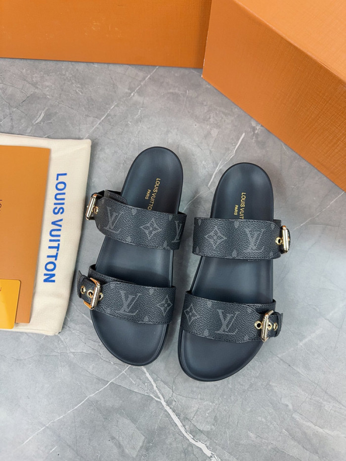 l1vv sandals