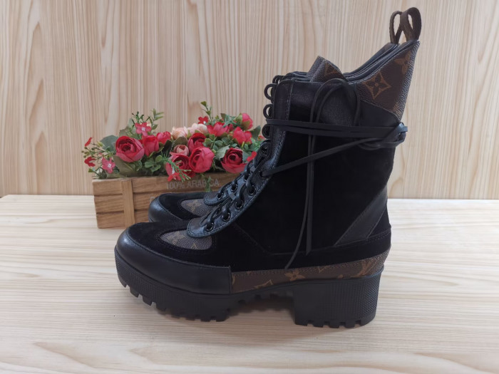 l1vv boots