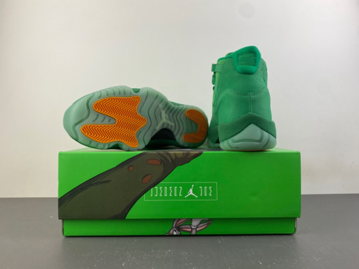 Air Jordan 11 Green lQ5700-900