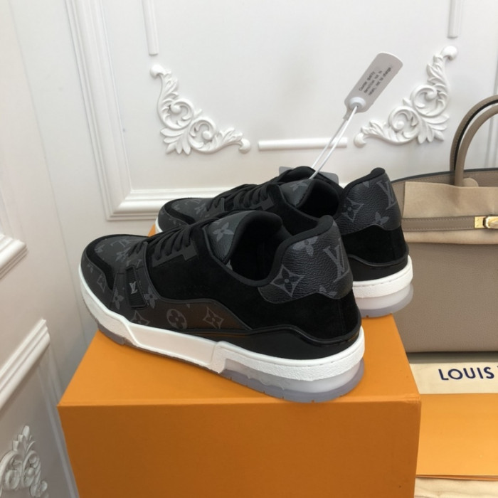l1vv trainer