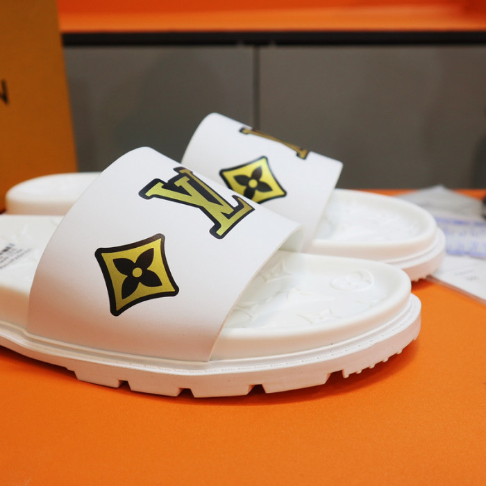 l1vv sandals