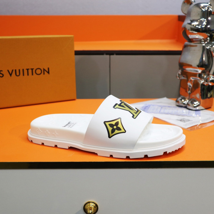l1vv sandals