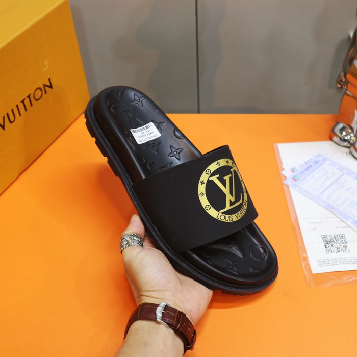 l1vv sandals