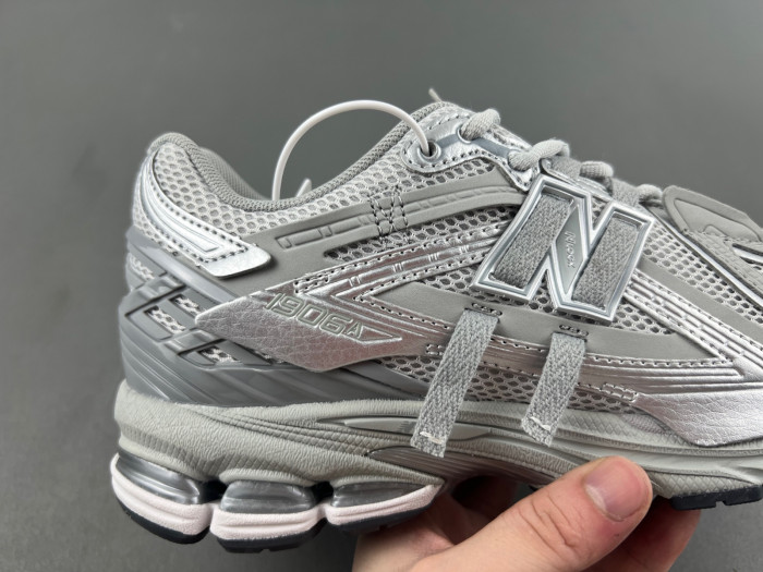 New Balance 1906A