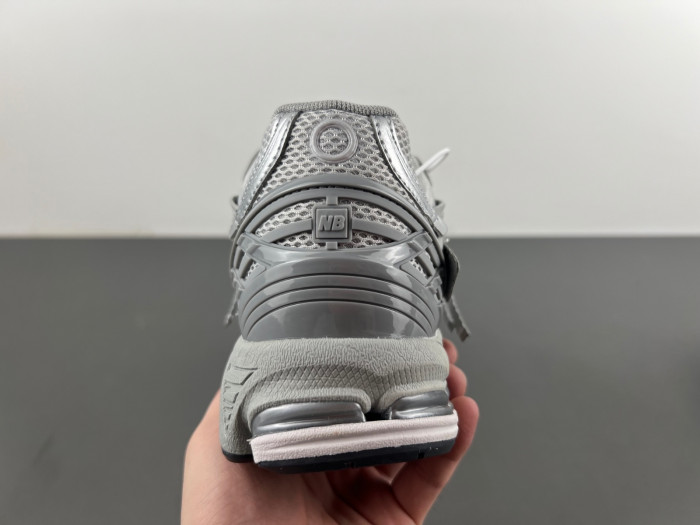 New Balance 1906A