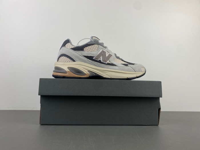 New Balance 9060 grey