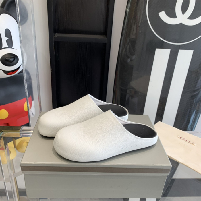marni fussbett sabot loafers