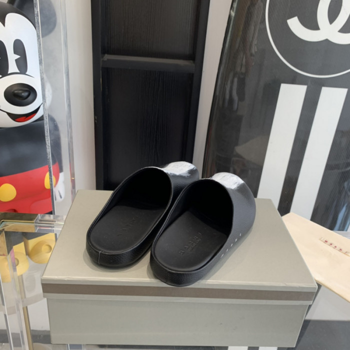 marni fussbett sabot loafers