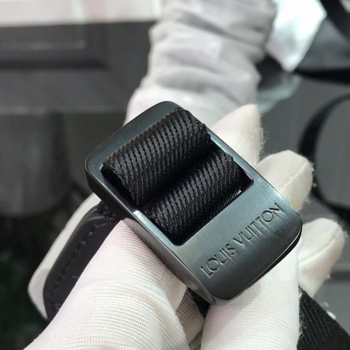 L1VV Backpack