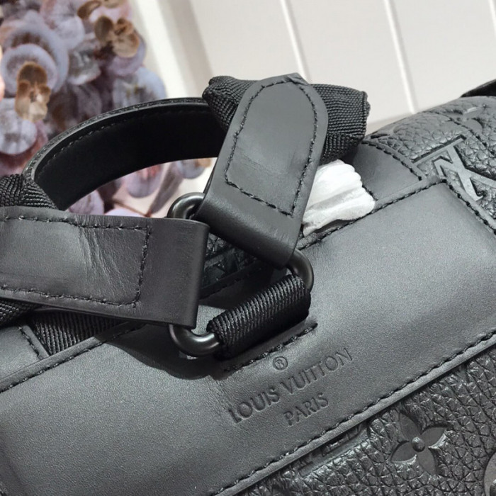 L1VV Backpack