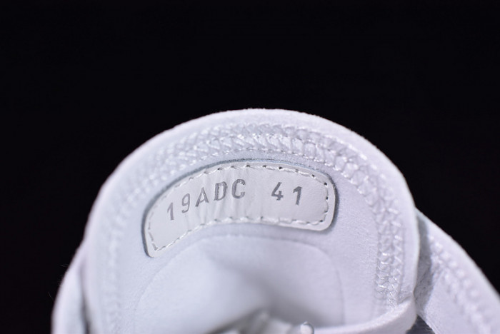 b23 oblique sneaker